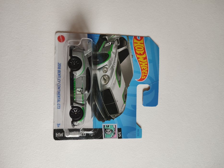 Hot Wheels 2018 Bentley Continental GT 3