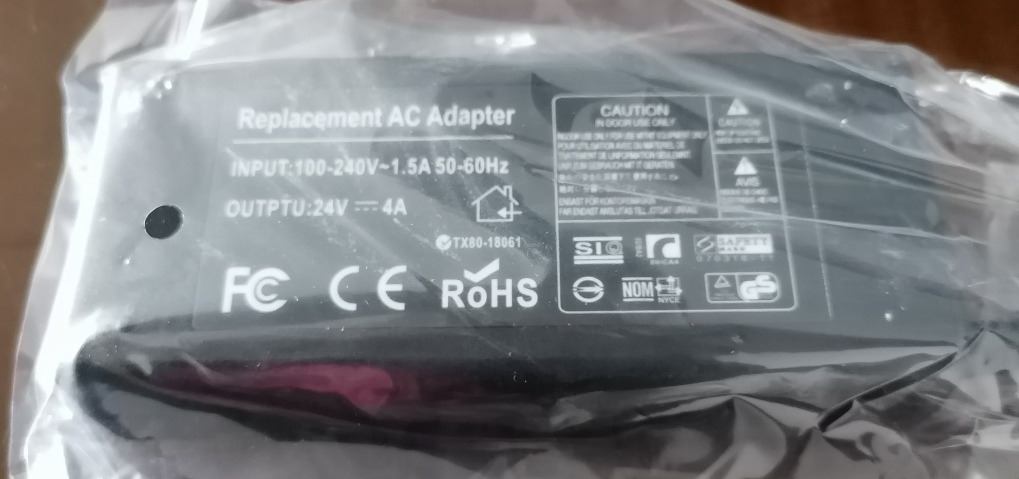 Carregadores para computador 24 AV 4 A ou 12V 5,5x2,1mm, etc