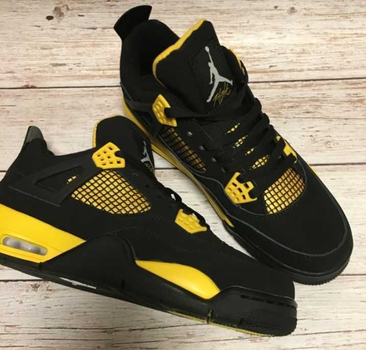 Jordan 4 RetroThunder R.47.5