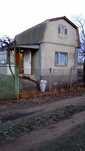 Продам дачу з земельною ділянкою