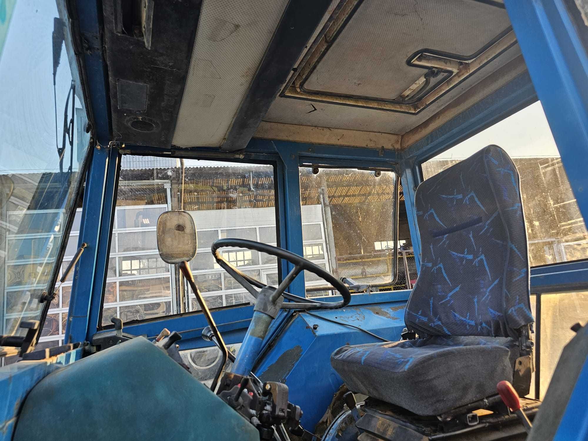 Ciągnik rolniczy Ford 6610