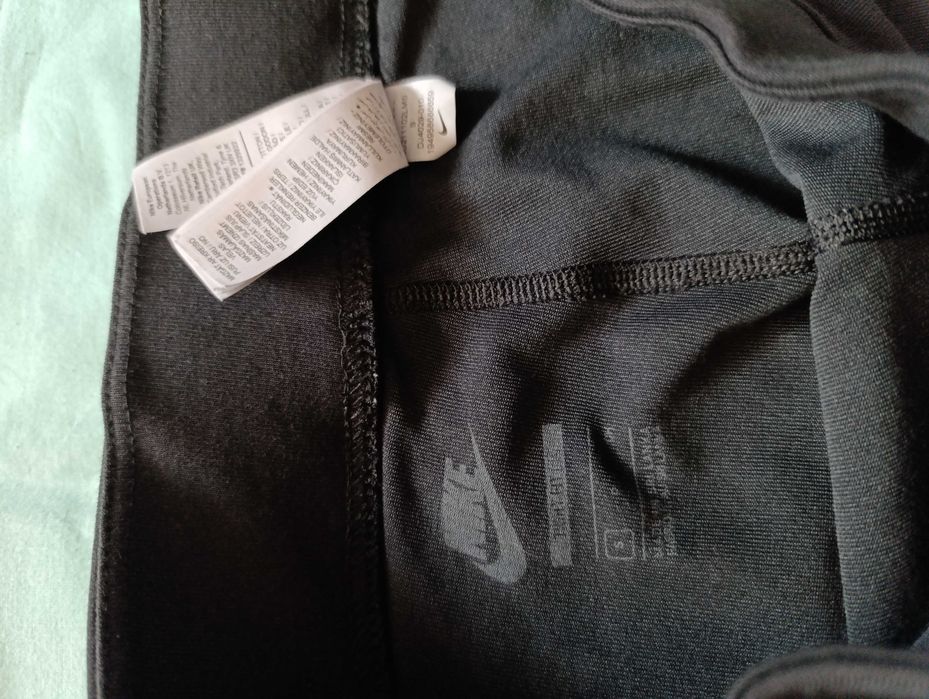 Шорти, велосипеди спортивні жіночі Nike