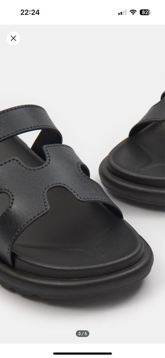 шльопанці сандалі босоніжки