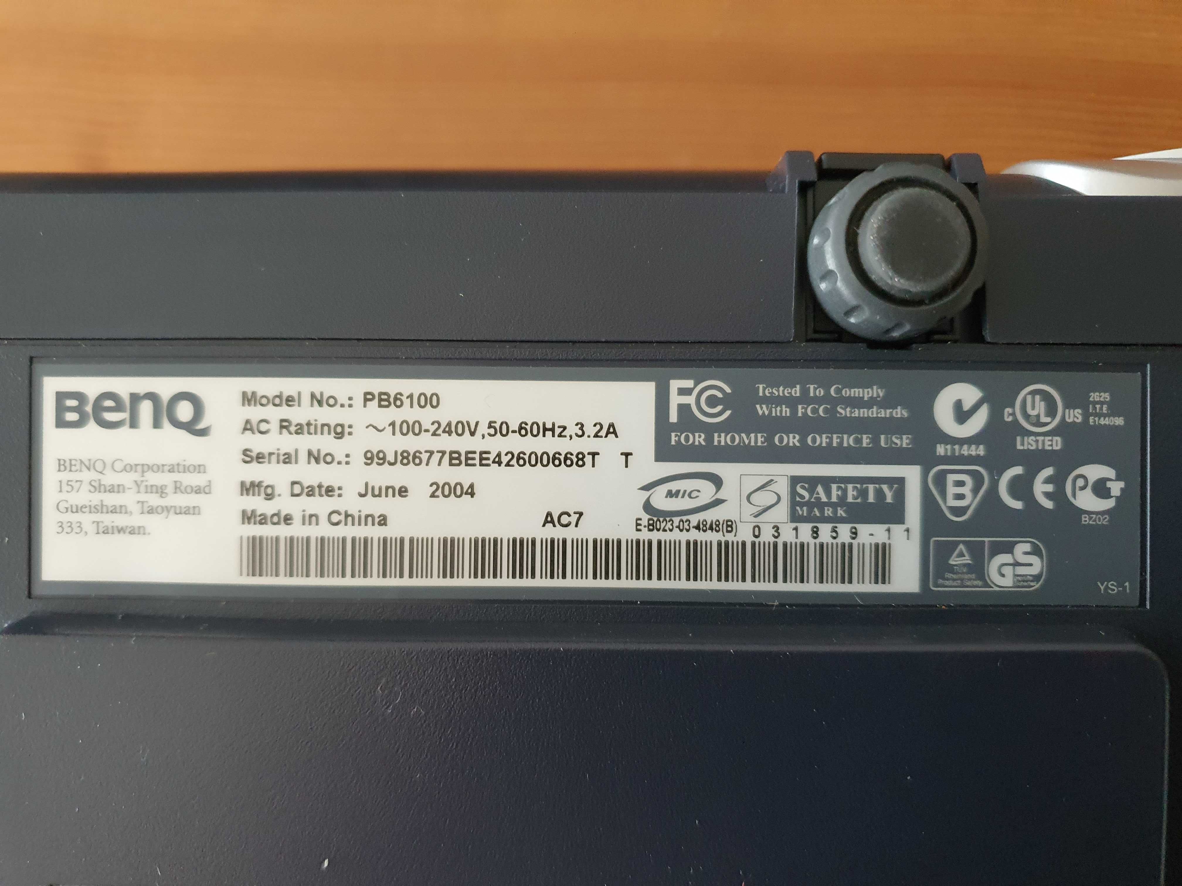 Projector BENQ PB6100 (para peças)