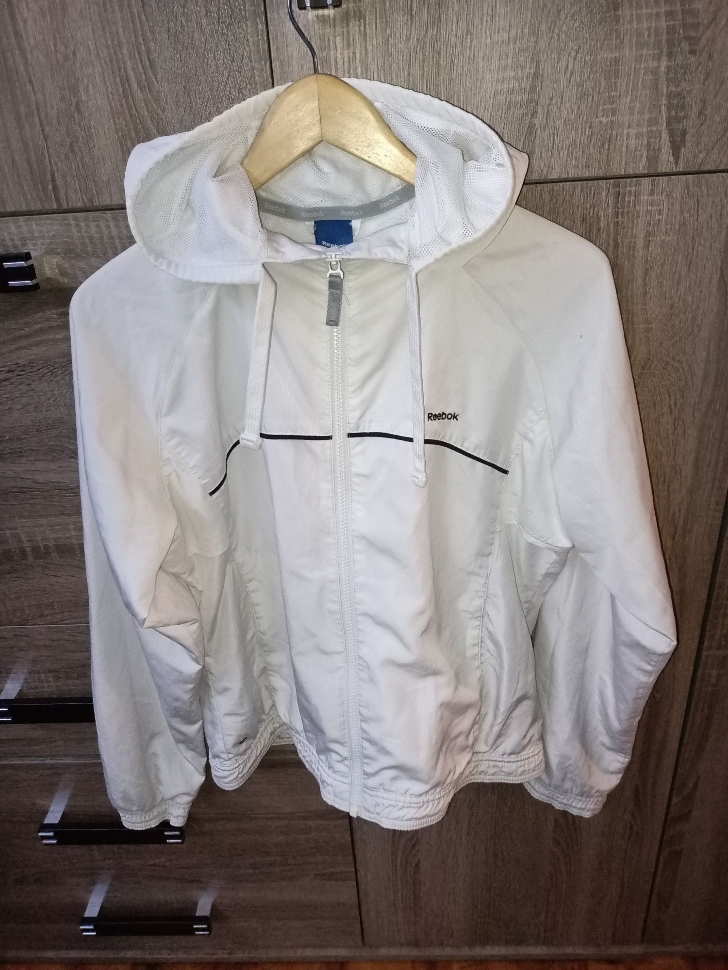 Biała bluza Reebok