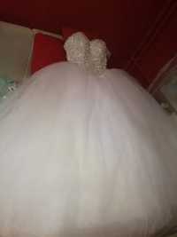 Nowa suknia ślubna typu Princessa księżniczka