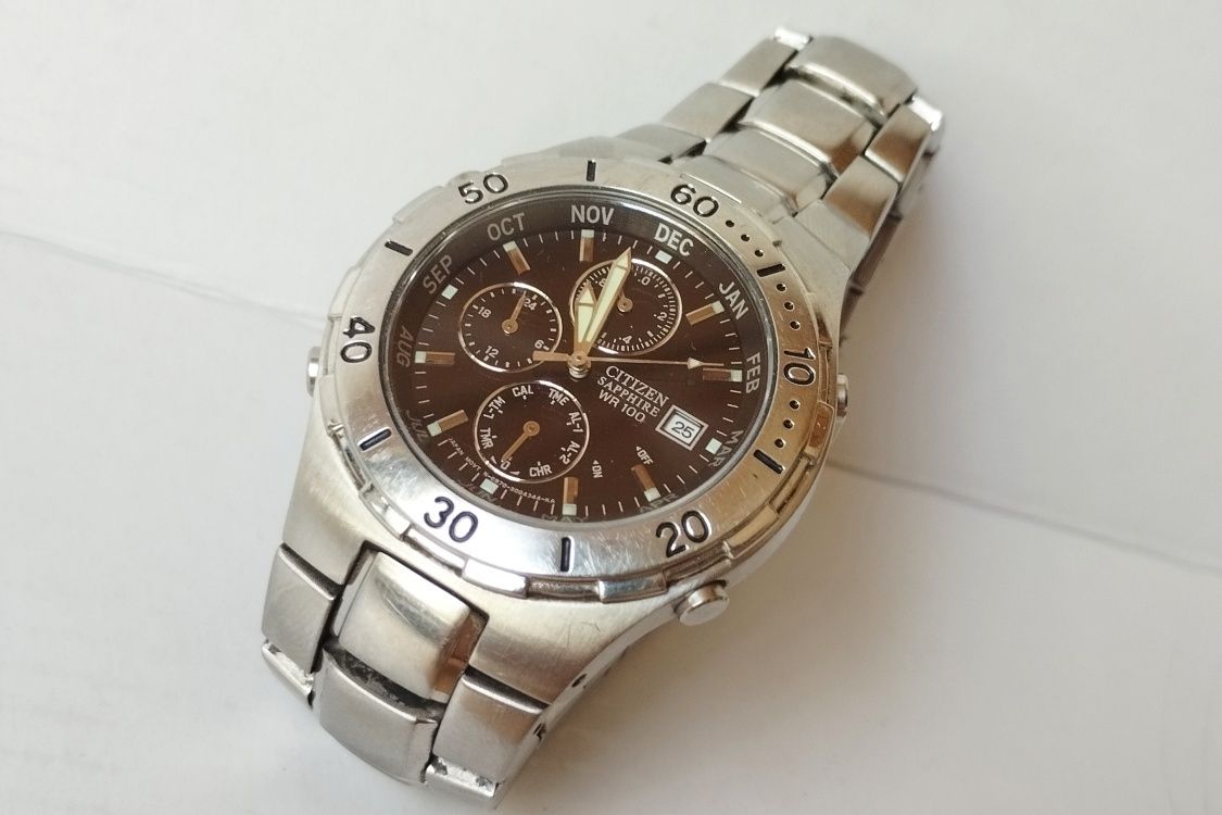 Zegarek CITIZEN sapphire WR 100 prezent