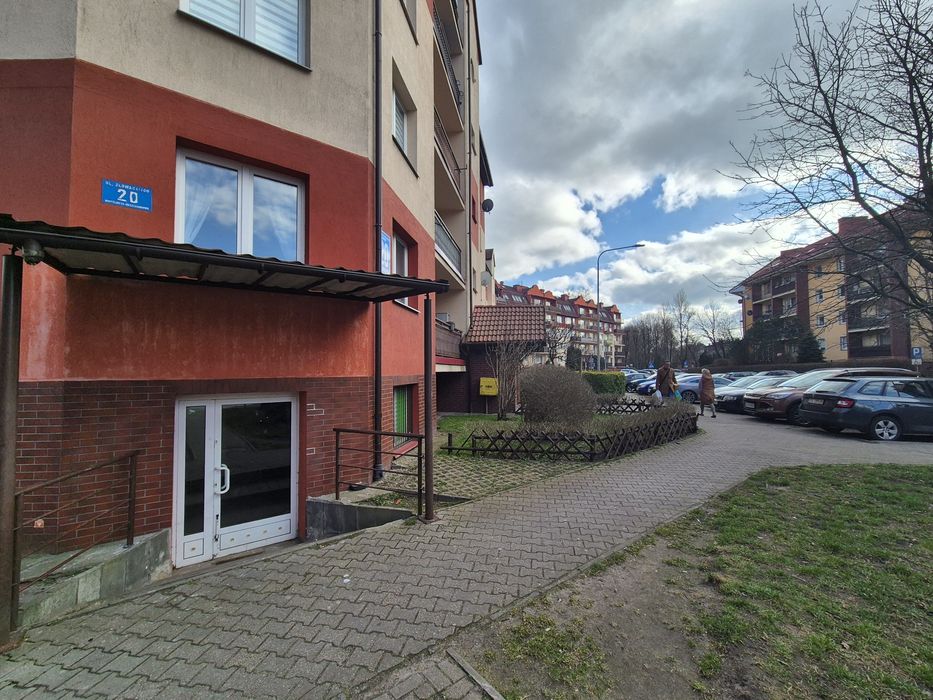 Wynajmę lokal użytkowy – idealny pod sklep!