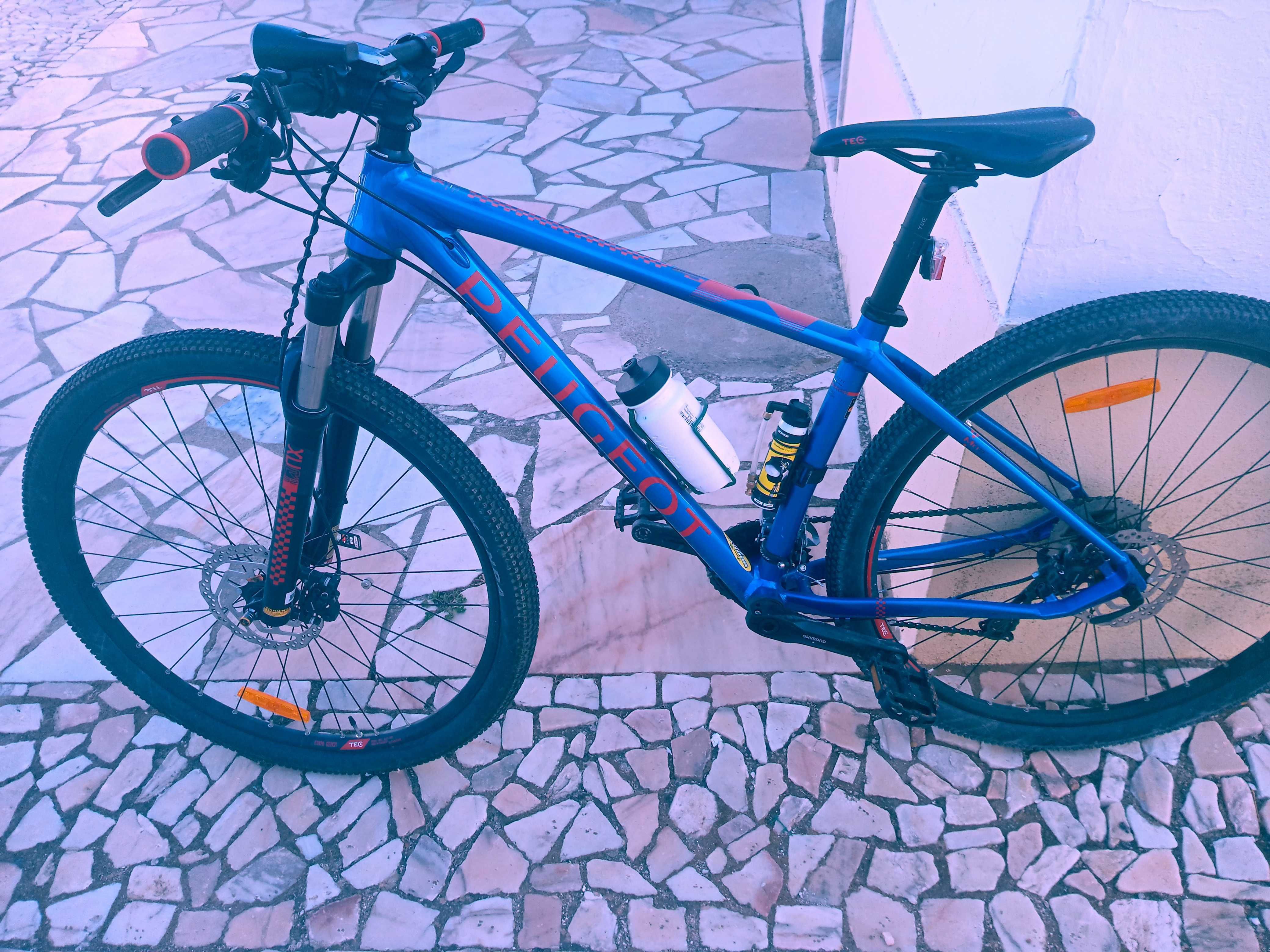 Vendo bicicleta Peugeot BTT