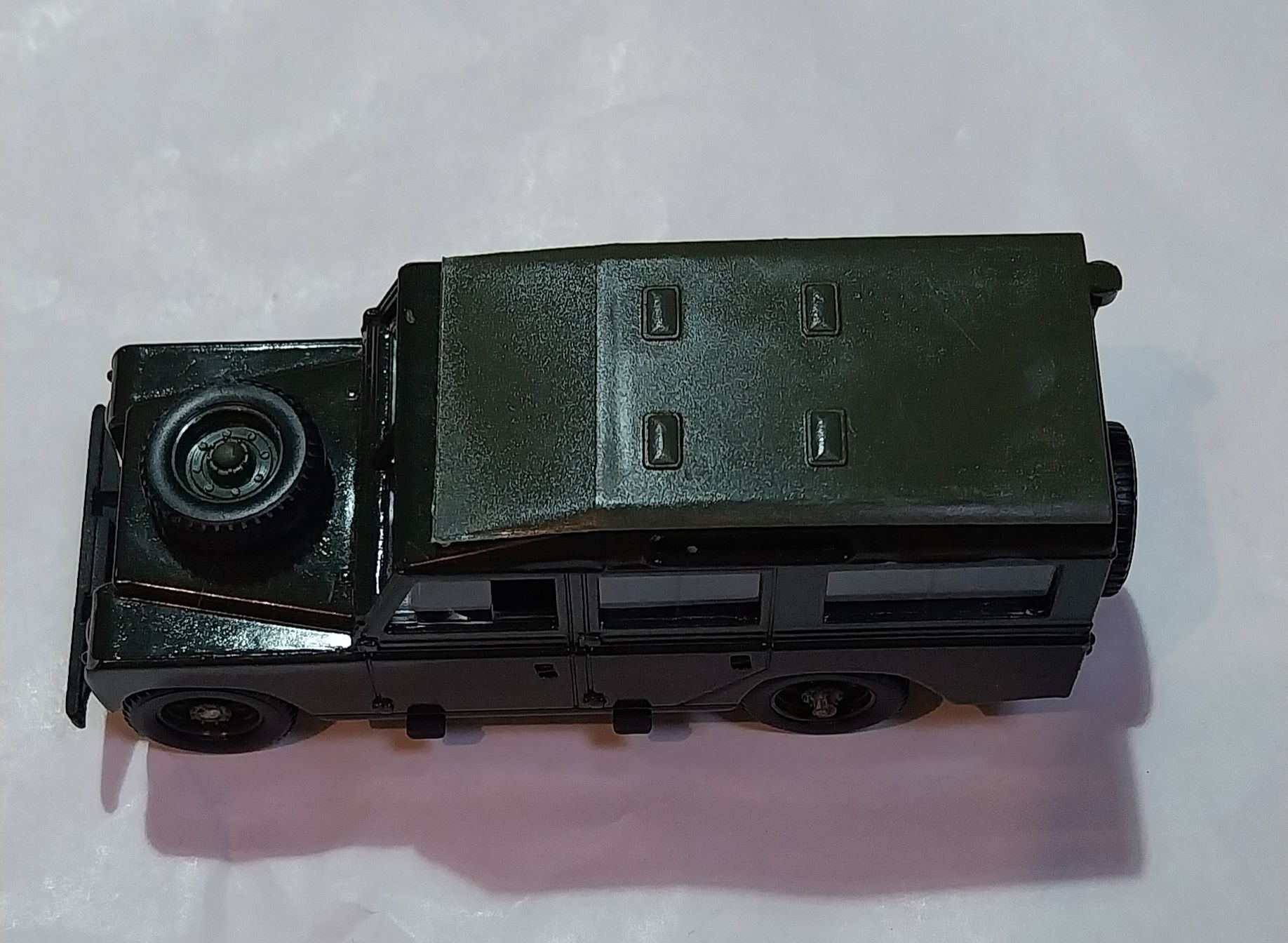 Miniatura da Solido Land Rover Defender 1/43