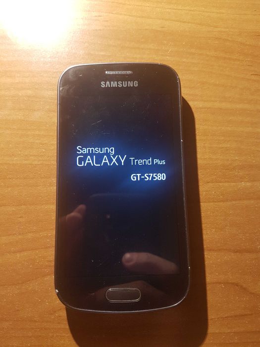 Samsung Galaxy Trend Plus GT‑S7580 – do części / nie uruchamia się