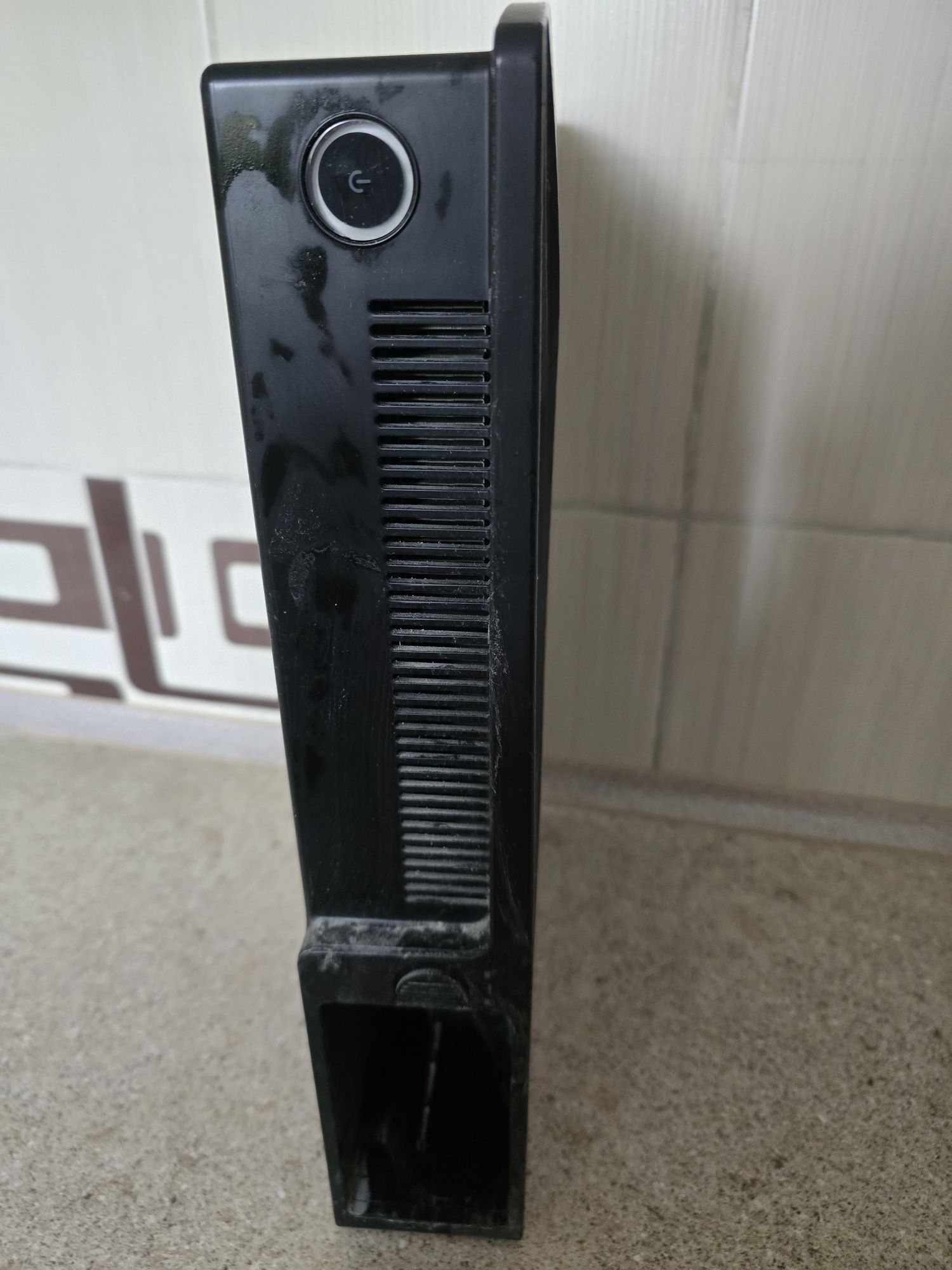 Zotac VR One i7 700T 16gb ddr4 1080 8gb 128ssd
