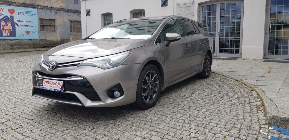 Toyota Avensis 1.6 d4d 112km bezwypadkowa serwisowana bardzo ladna