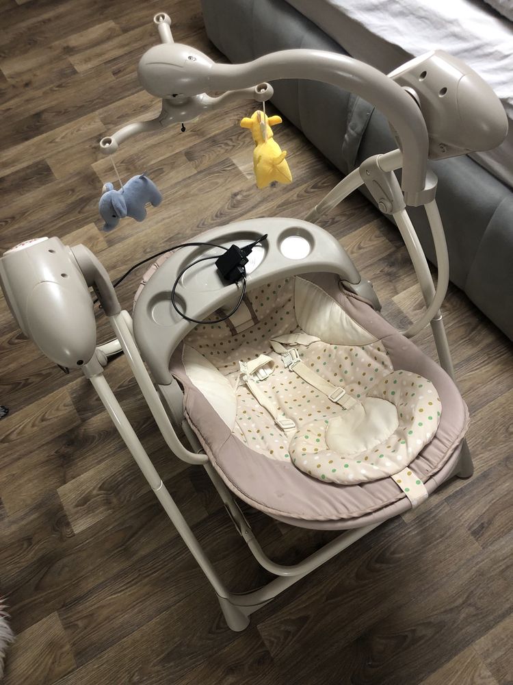 Крісло-гойдалка Carrello Nanny