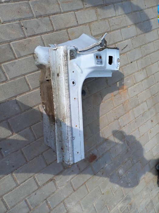 Поріг, стійка ліва Jeep Cherokee KL 14-18