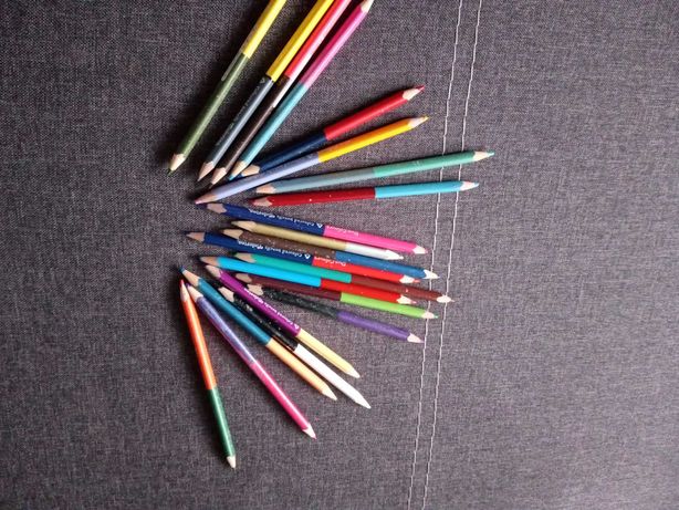 Ołówki kolorowe dwukolorowe 21 szt.