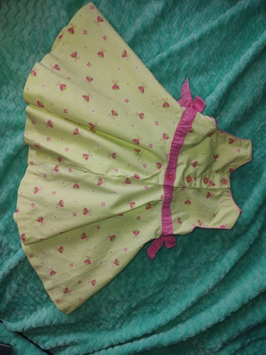 Sukienka pistacjowa rozmiar 68