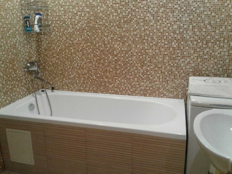 Розкішна студія. Центр. Житній ринок, вул. Лятошинського. Документи