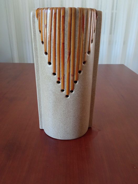 Vaso decorativo em loiça