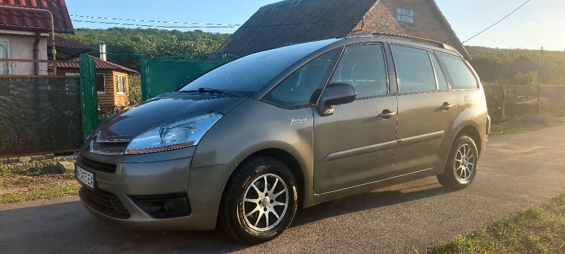 Продам Citroen grand C4 picasso