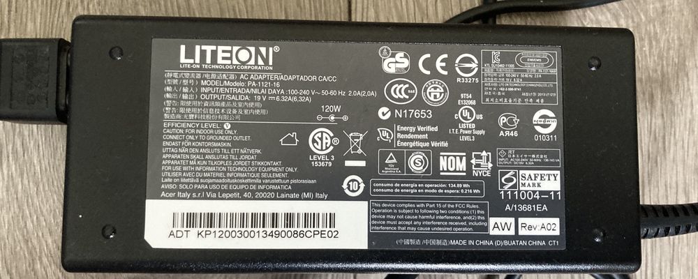 Laptop Acer 17,3 cala 120GB SSD+1TB HDD