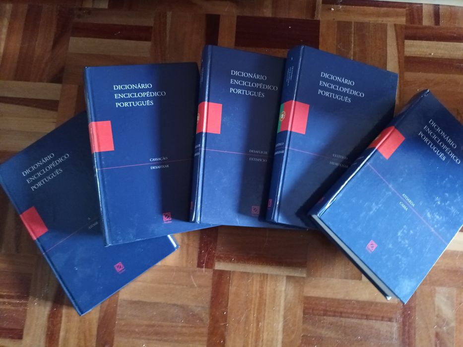 Dicionário enciclopédico português