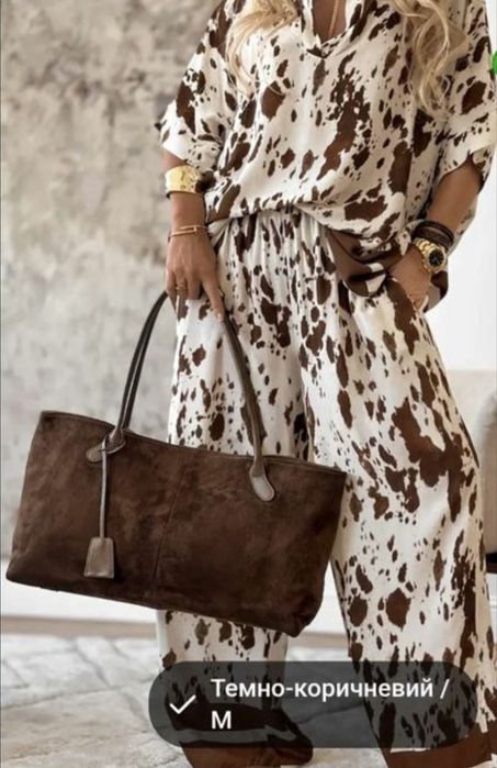 Літній костюм піжамного стилю