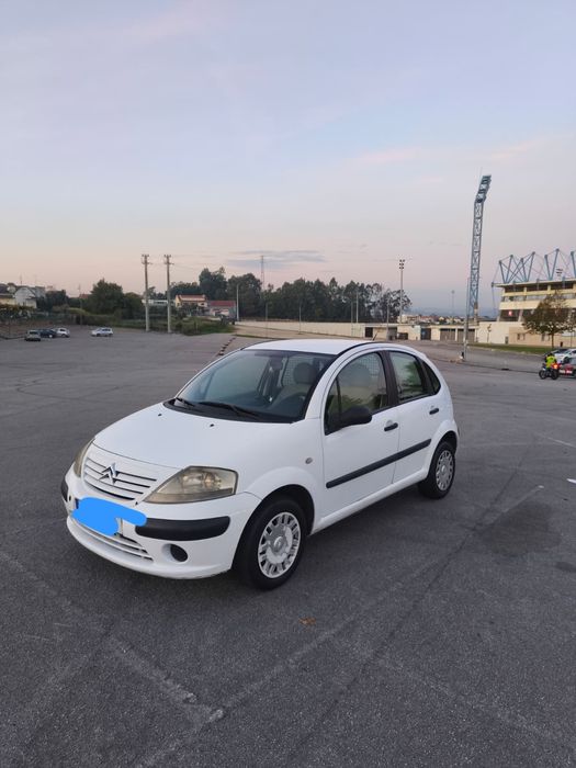 Citroen C3 1400
Comercial, 5 portas, 2 lugares 
IUC baixo
Baixo consum