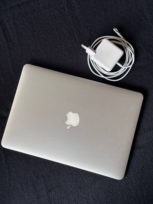 MacBook Air 13 Late 2010 dobry stan