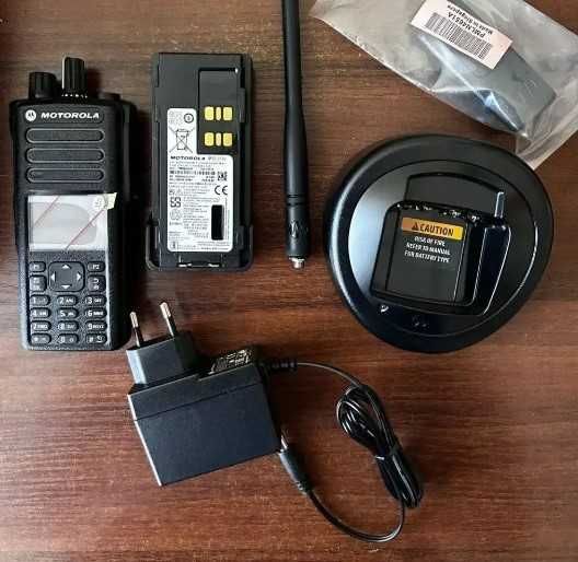 Цифровая Рация Motorola DP4800e стандарт ETSI DMR. ЗСУ радиостанция