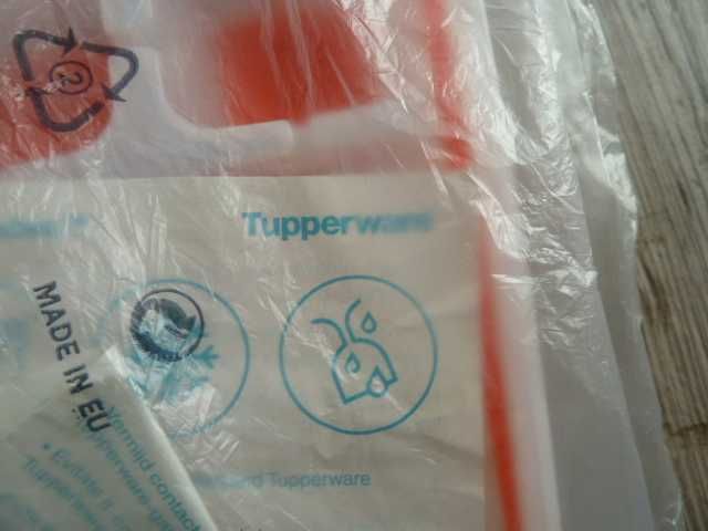 tupperware Нова бутилка