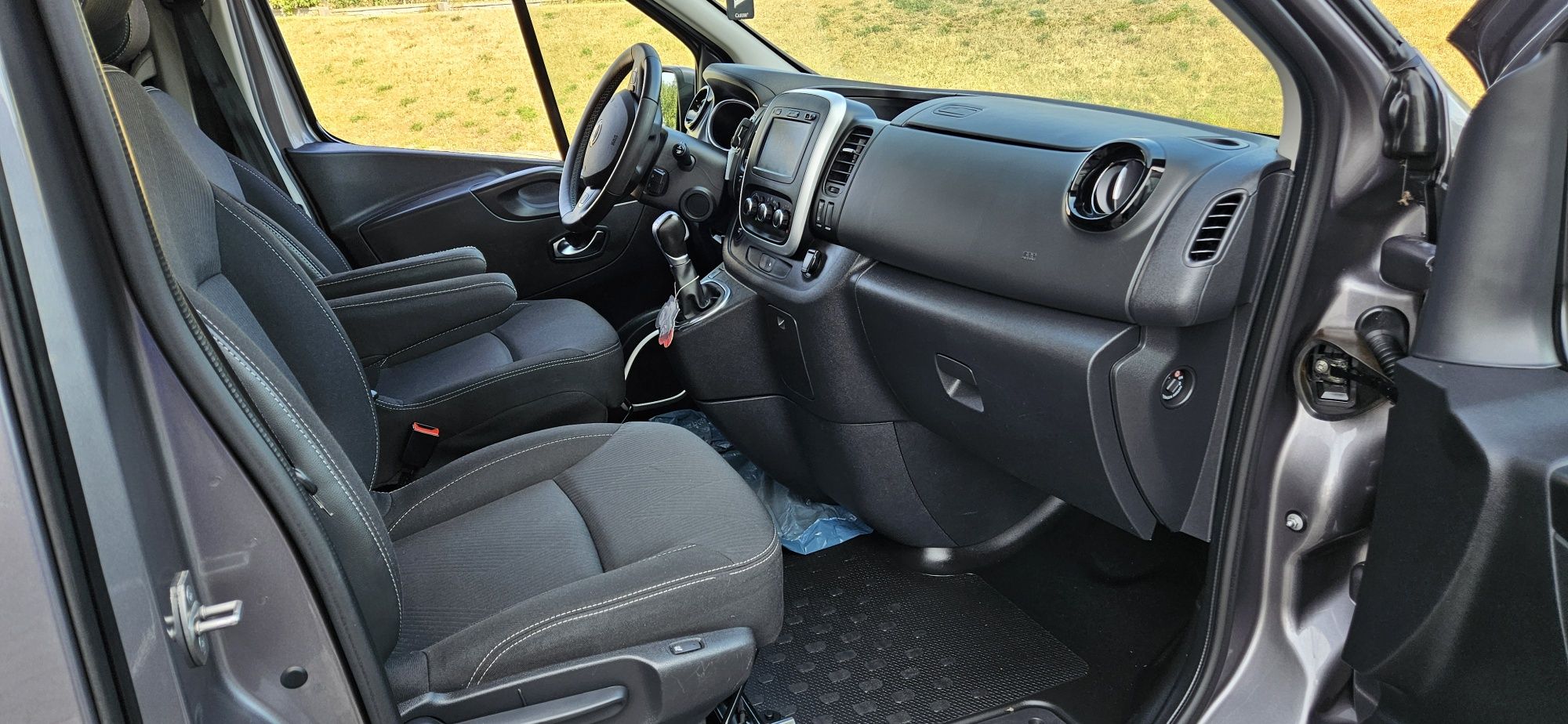 NISSAN NV 300.2020 R 2.0 DCI.AUTOMAT.Navi.8-Osobowy.Raty..