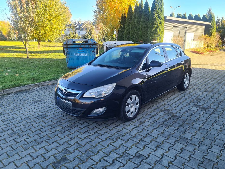 Opel Astra 4 J 1.7 cdti (isuzu ) 2010 r. skóra hak zadbana 9.900 zł