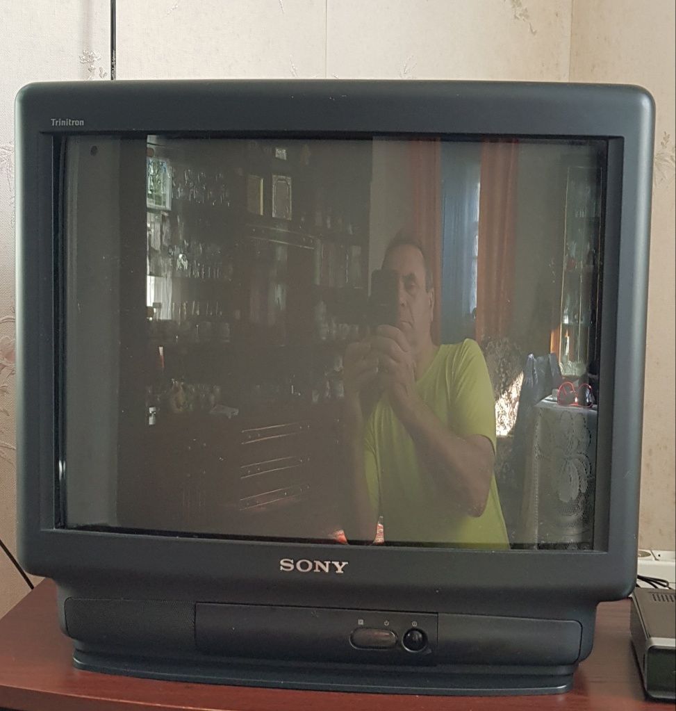 Телевизор Sony m2155k