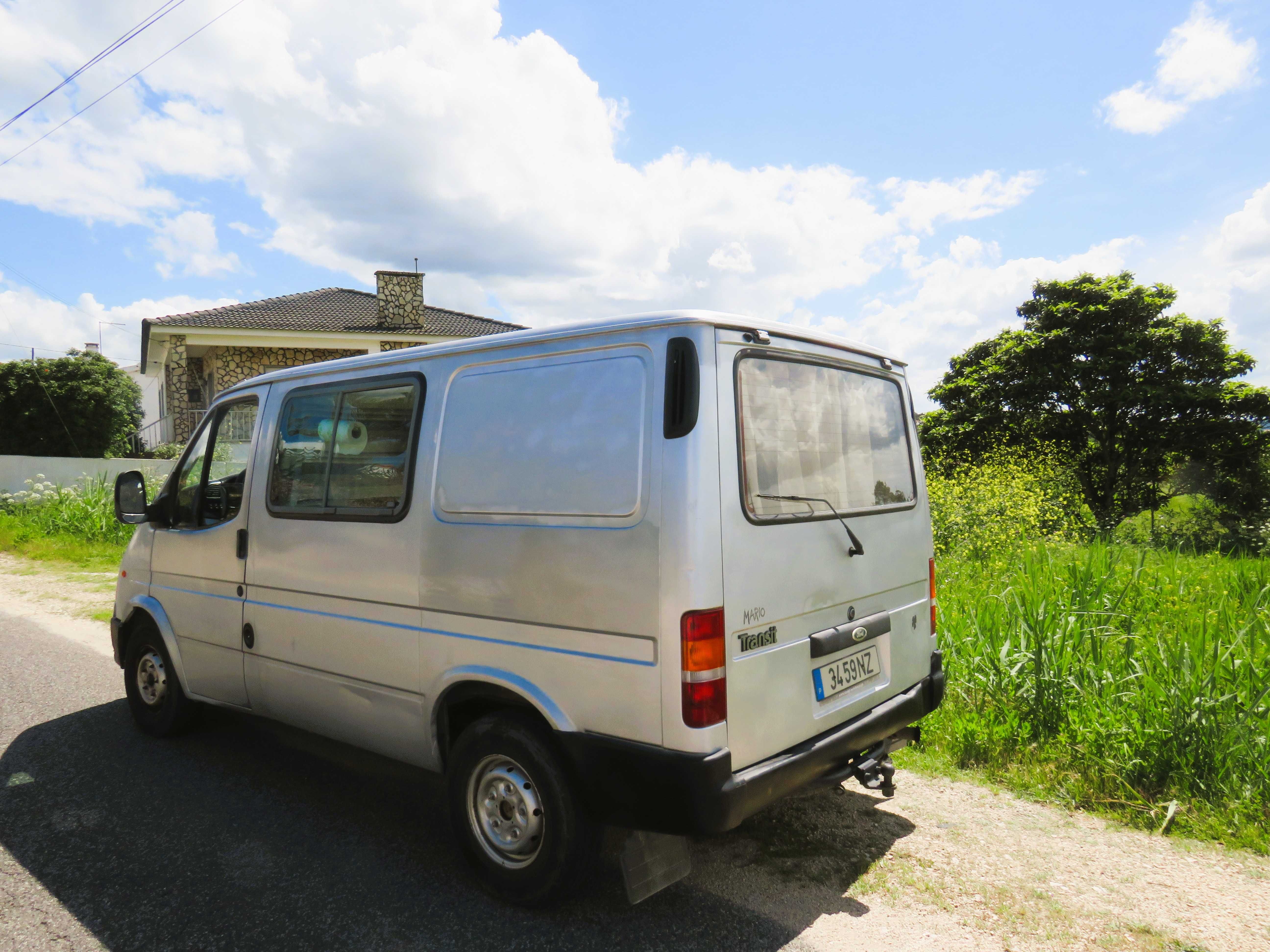 Ford Transit Camper 1990 – Explora Portugal com estilo e liberdade!
