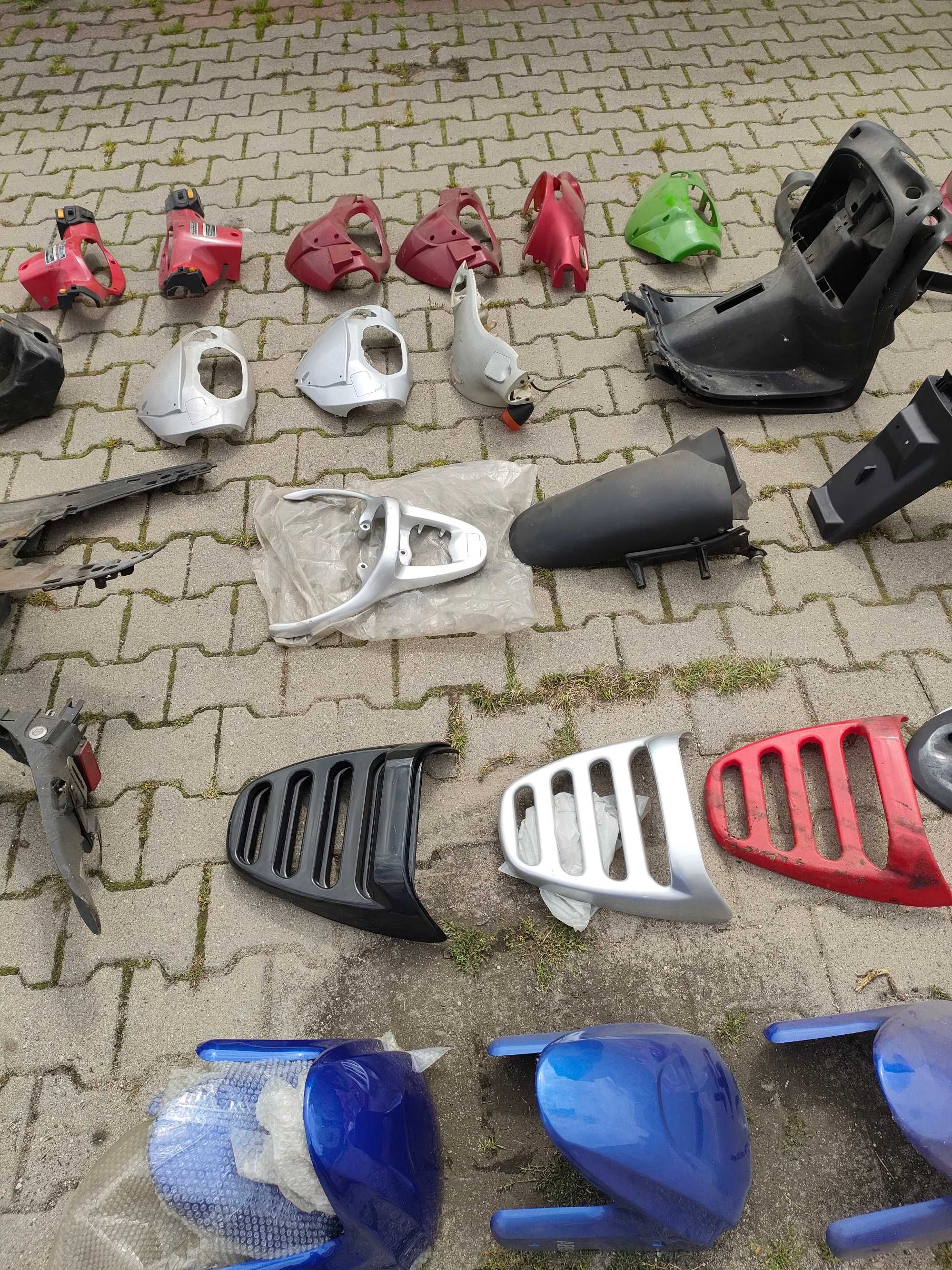 Plastiki do skuterów