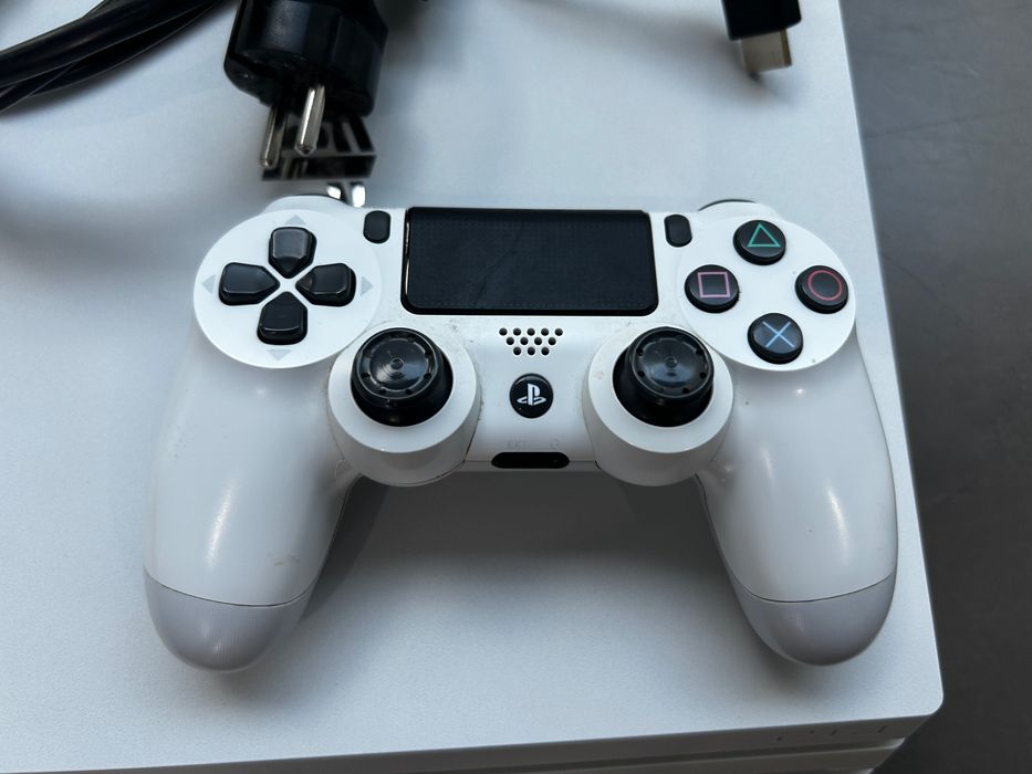 PlayStation 4 PRO 1 TB