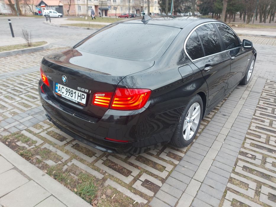 Продам терміново БМВ Ф10 2013р.