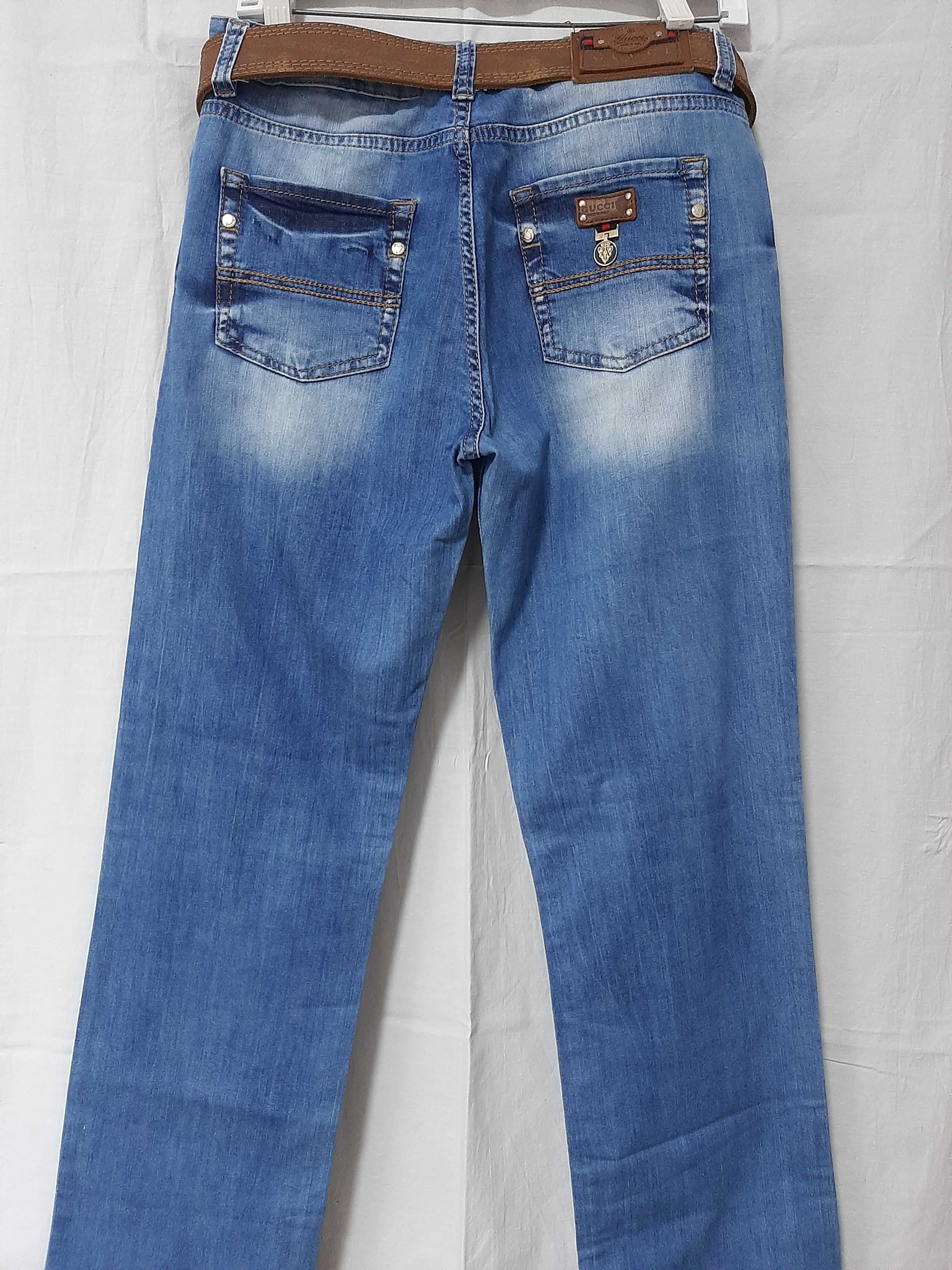 Фірмові  стильні джинси,
