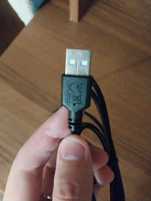 Кабель адаптер на 2 usb входи hama manchester notebook