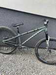 Commencal absolut 2024