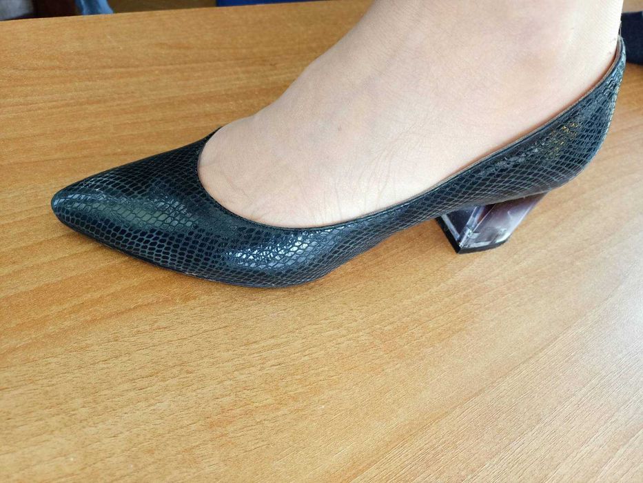 Туфли женские Vero Cuoio, Италия, черные, р. 39, натуральная кожа