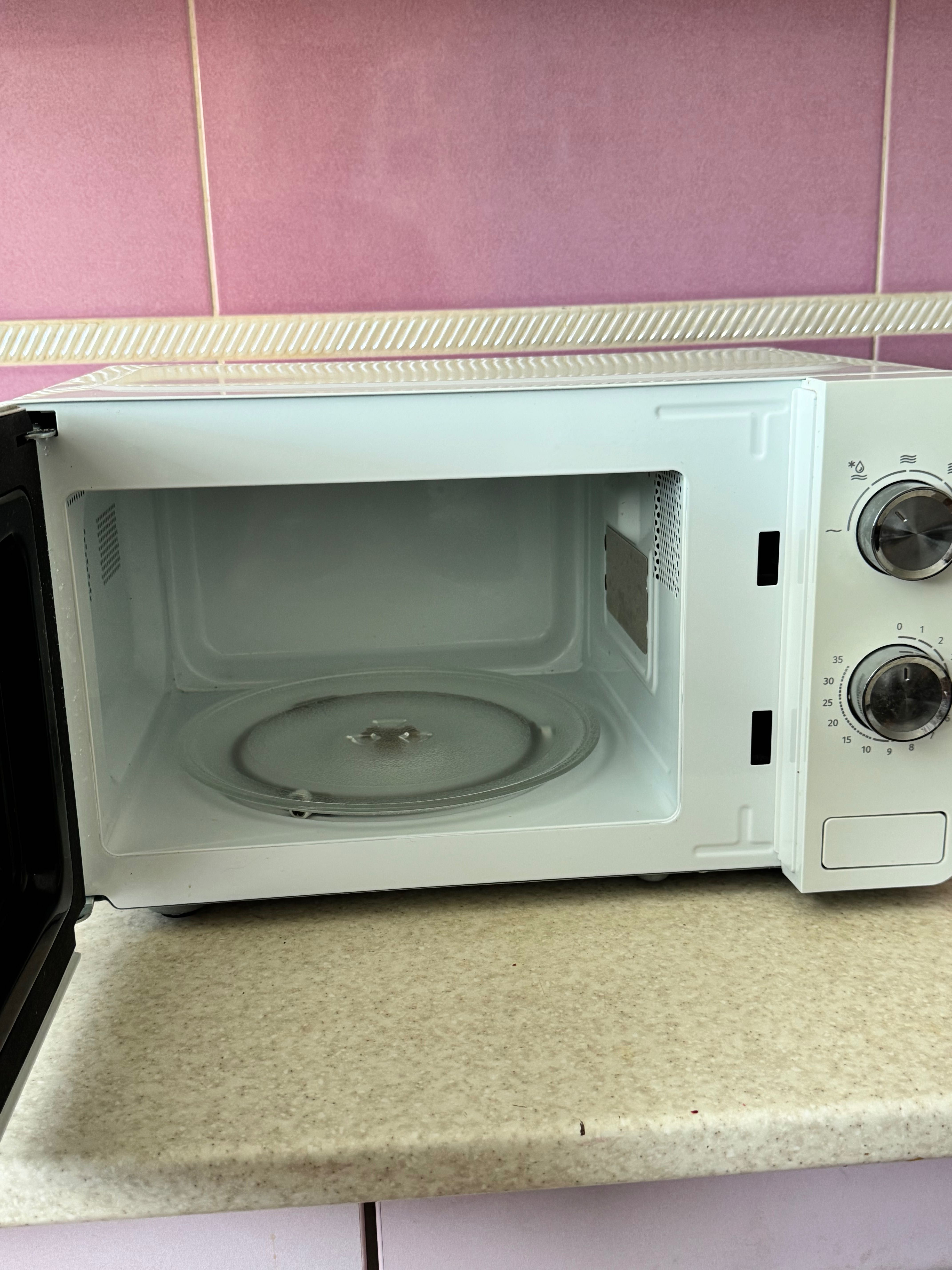 Микроволновка Gorenje MO17E1W