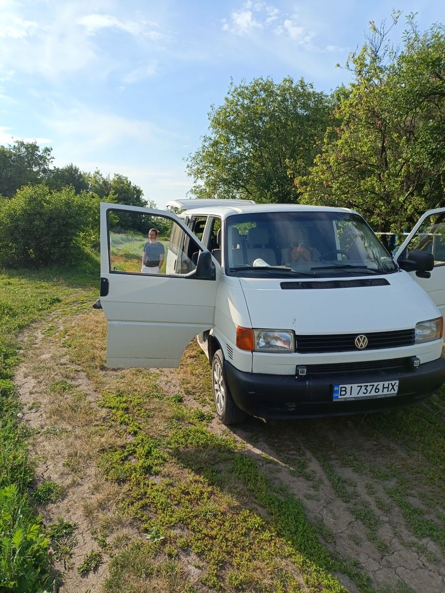 Volkswagen transporter long