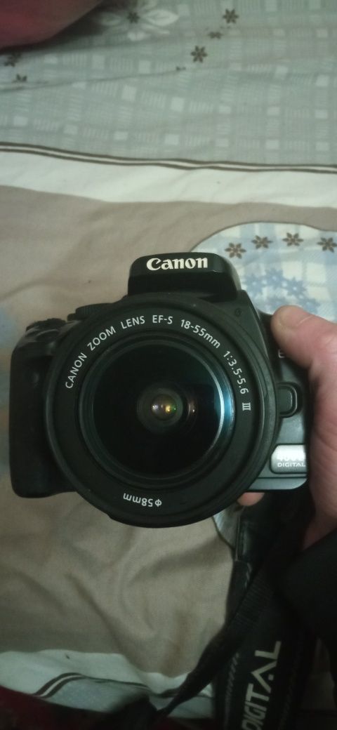 Фотоапарат Canon 400D возможен обмен на телефон