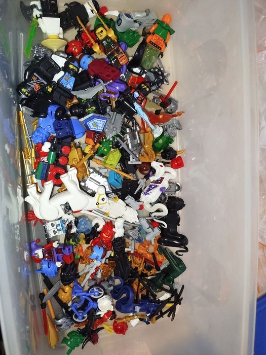 Конструктор 1 кг про ціну пишіть в лс