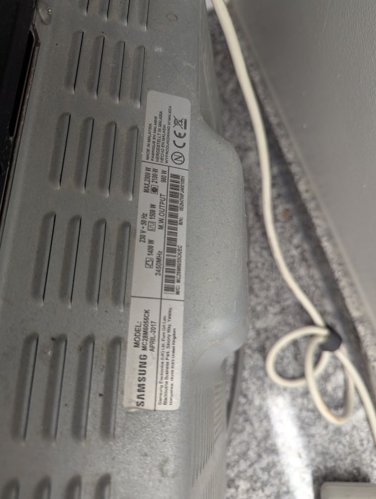 Microondas Samsung MC28M6055CK Forno Convecção e Grill