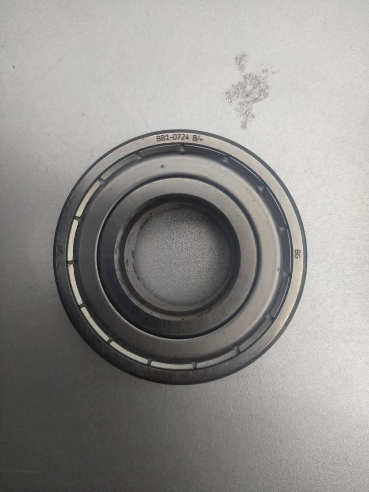 Комплект подшипников SKF 6203 (BB1-0723 DB) и SKF 6204 (BB1-0724).