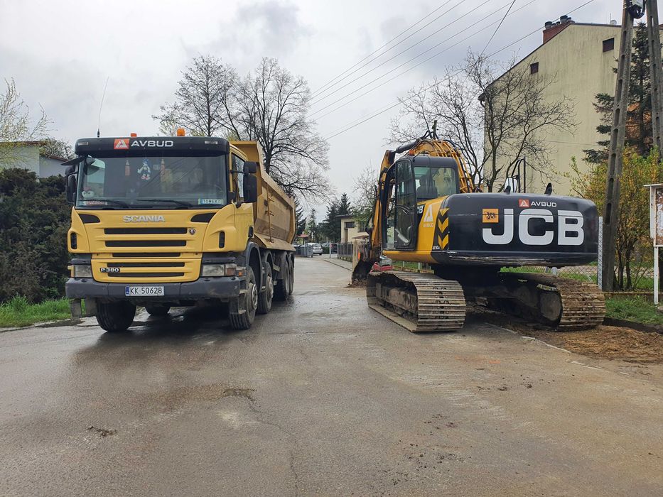 Transport wywrotkami, usługi 8x4, 6x6, wozidła, wanny, koparki, wykopy