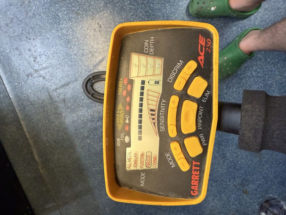 Wykrywacz Metali Garrett ACE 250